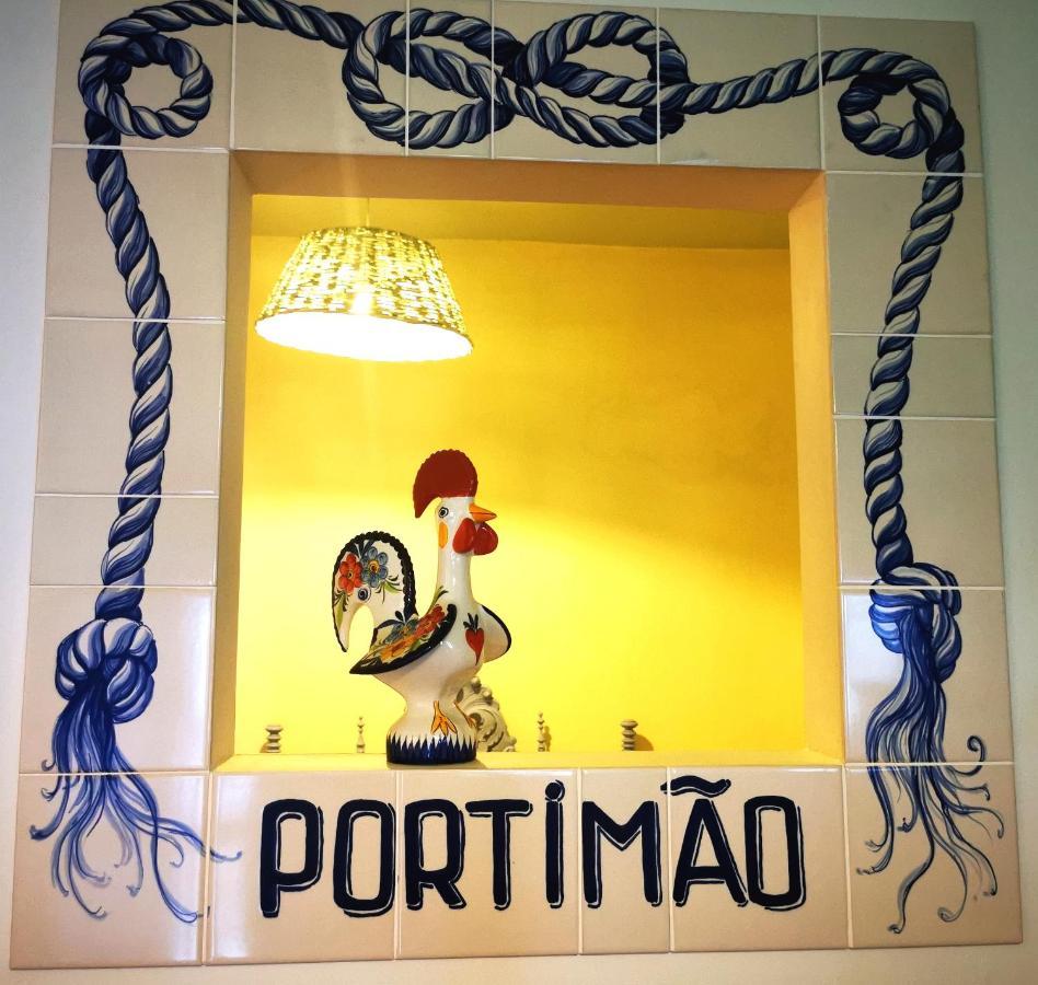 Charming Portuguese Style Apartment, For Rent "Vida A Portuguesa", "Sardinha" Alojamento Local Портиман Екстериор снимка