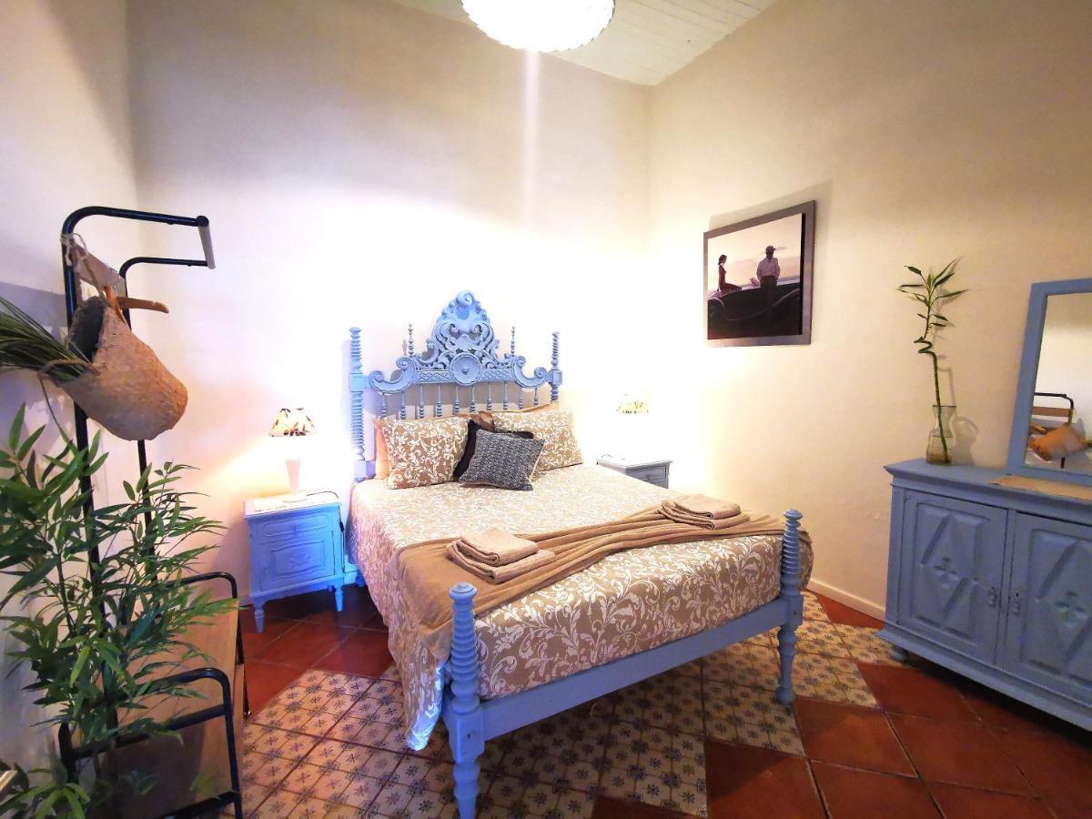 Charming Portuguese Style Apartment, For Rent "Vida A Portuguesa", "Sardinha" Alojamento Local Портиман Екстериор снимка
