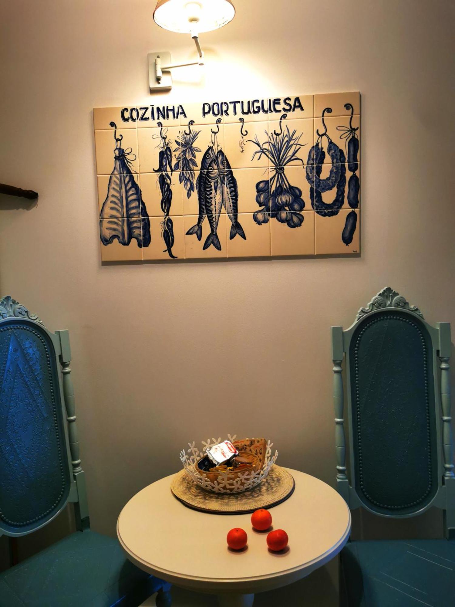 Charming Portuguese Style Apartment, For Rent "Vida A Portuguesa", "Sardinha" Alojamento Local Портиман Екстериор снимка
