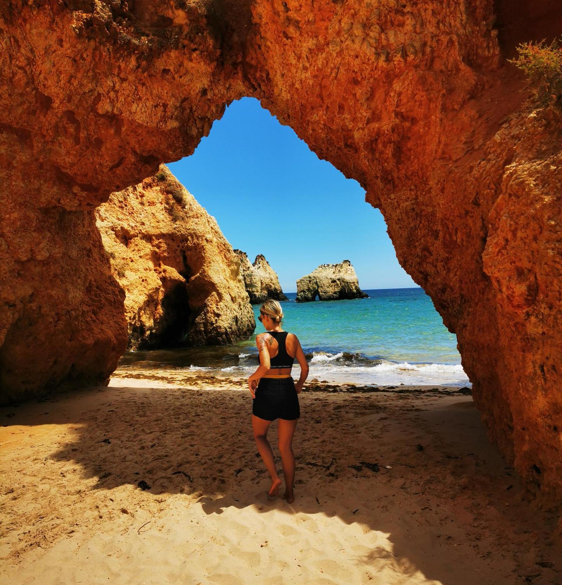 Charming Portuguese Style Apartment, For Rent "Vida A Portuguesa", "Sardinha" Alojamento Local Портиман Екстериор снимка